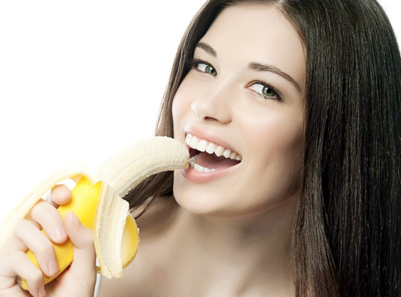 Cum mănânci bananele corect - cummananci-1492778367.jpg