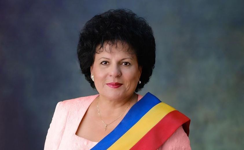 Primarul Mariana Gâju, mesaj emoţionant de Ziua Dobrogei - cumpanamarianagajubun2-1605456266.jpg