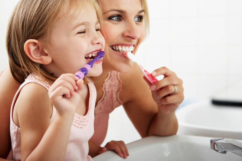 Cum pot avea constănțenii grijă de sănătatea oro-dentară - cumpotaveaconstantenii-1432566567.jpg