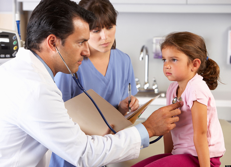 Cum pot trece copiii peste teama de medic - cumpottrececopiii-1424884249.jpg