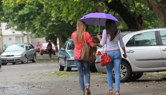 Al treilea cod galben de ploi torențiale, la Constanța - cumvafivremea1402677932-1406208704.jpg