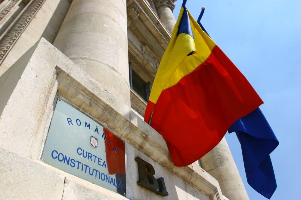 CCR: Eliminarea celor 102 taxe este CONSTITUȚIONALĂ - curteaconstitutionalaccr62ub1tfl-1481888499.jpg