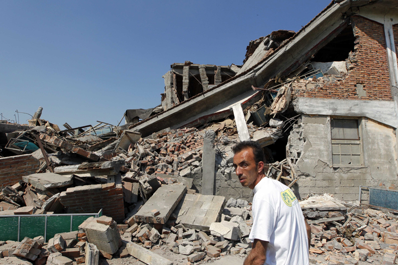 Cutremurul din Italia, dezastru național. Unda de șoc a ras localități întregi.  