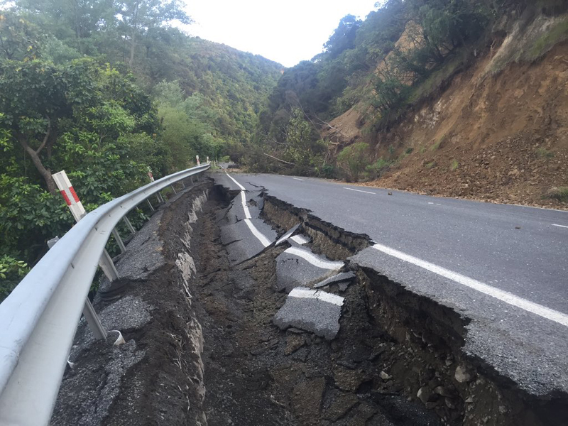Cutremurul de 7,8 din Noua Zeelandă  a apropiat cu doi metri principalele două insule - cutremurnouazeelanda-1479472557.jpg