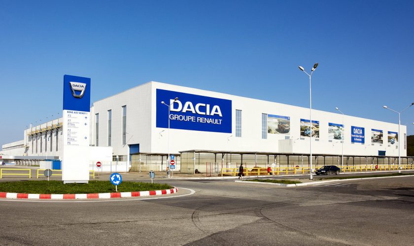 Incendiu puternic la uzina Dacia Mioveni - dacia-1647624952.jpg