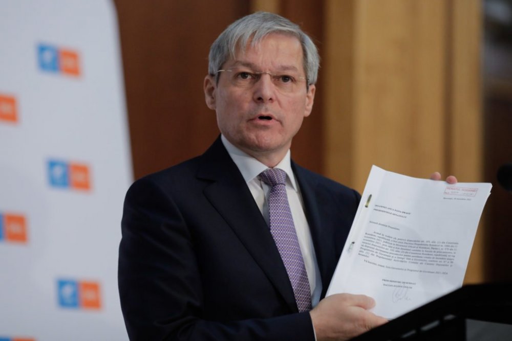 Miniștrii lui Cioloş, audiaţi în comisiile parlamentare de specialitate - dacianciolos211024x683-1634630385.jpg