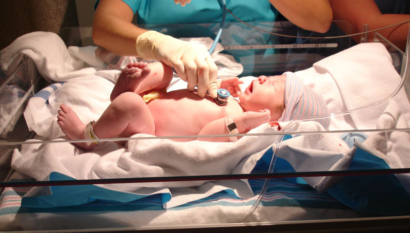 Dăruiește primul zâmbet nou-născuților din maternitatea Constanța - daruiesteprimulzambet-1412269656.jpg