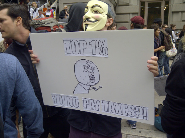 New York: Occupy Wall Street planifică un nou protest, după ce manifestanții au fost evacuați - dayofrageoccupywallstreet-1318580171.jpg