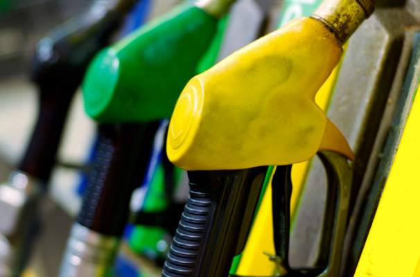 Cât costă astăzi un litru de benzină și motorină la OMV, în Constanța - deastaziomvpetromscumpestebenzin-1347179163.jpg