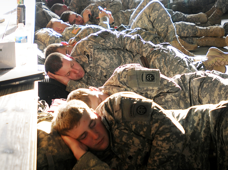 De ce trebuie să fii cât mai leneș în armată - decesafiilenes-1460978192.jpg