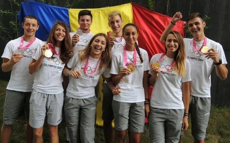 Delegația României s-a întors de la Jocurile Olimpice cu șase medalii - delegatiasursacosrro-1409489396.jpg