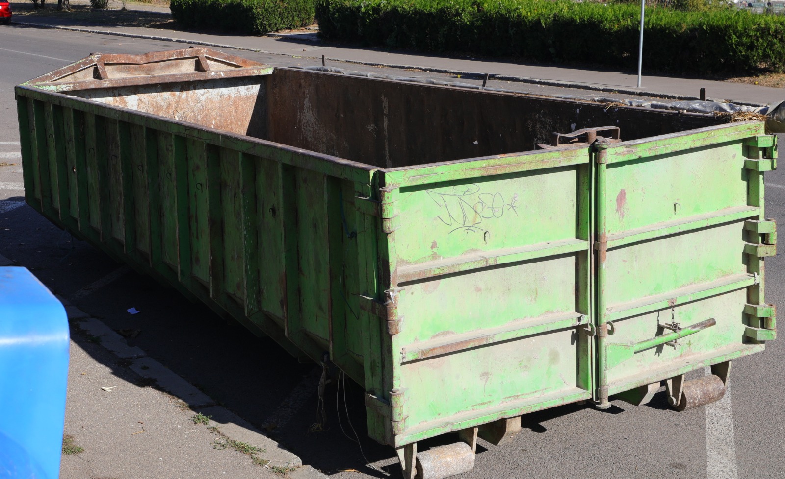 Containerul special pentru deșeuri voluminoase se află pe strada Chiliei, săptămâna aceasta - deseuri-voluminoase-16-ianuarie-1705408537.jpeg