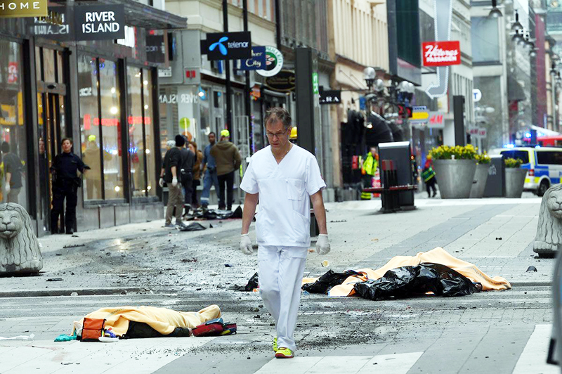 Detalii incredibile din culisele atentatului terorist care  a îndoliat Suedia - detaliiatentatsuedia-1491916548.jpg