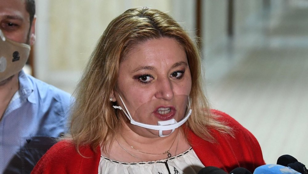 Diana Șoșoacă răspunde acuzațiilor din Parlament: ”Sancțiunea deschide calea unei dictaturi” - dianasosoacainterzisainsenat-1619616329.jpg