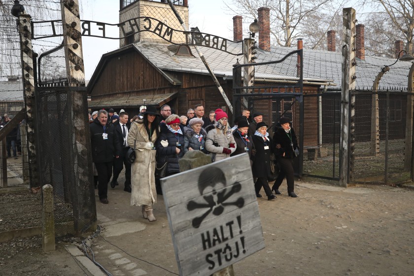 75 de ani de la eliberarea lagărului de concentrare nazist Auschwitz. Cum a fost posibil? - documentar1-1580245611.jpg
