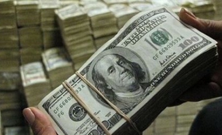Dolarul american a sărit de 3,52 lei - dolar-1349692959.jpg