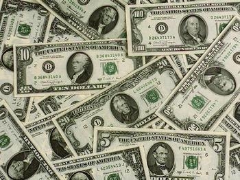 Dolarul american rămâne la 3,55 lei - dolar7-1352719740.jpg
