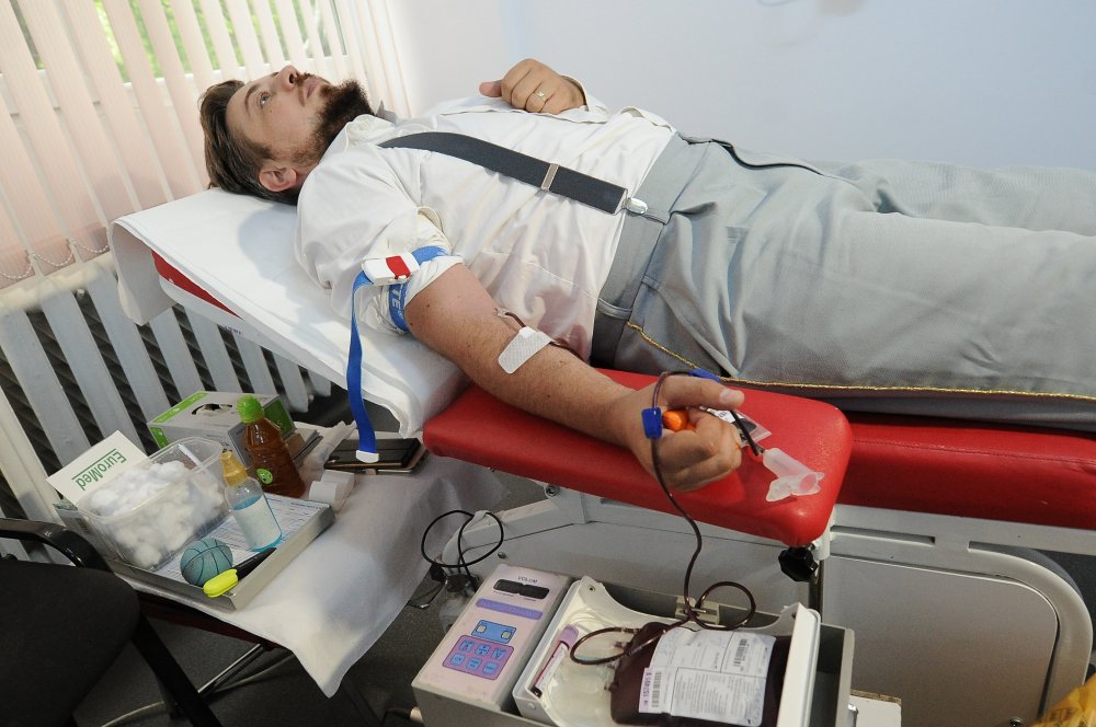 Campania de donare de sânge BLOOD NETWORK a ajuns la Constanța - donare-1687543791.jpeg
