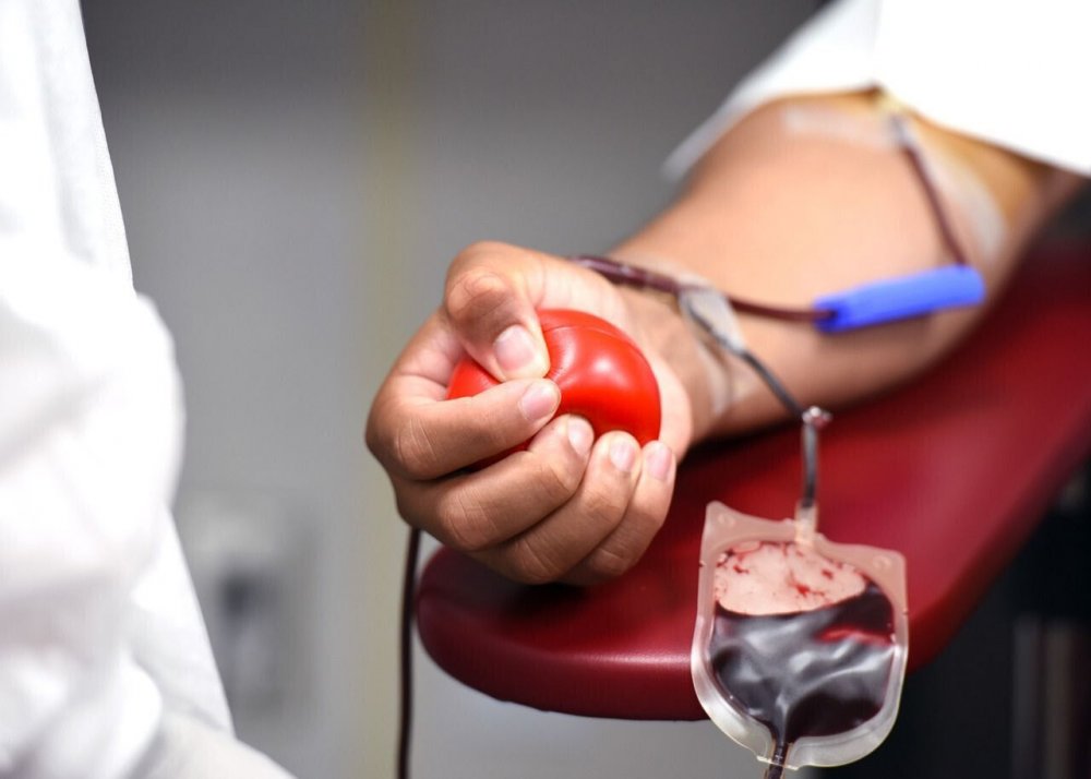 EXPLOZIE CREVEDIA/ Centrul de Transfuzii Constanța, deschis astăzi, pentru a ajuta victimele - donaresange-1693122161.jpg