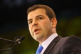 Constantin: PC merge singur la europarlamentare...Facem congres în iunie 2014 - download1-1384606560.jpg