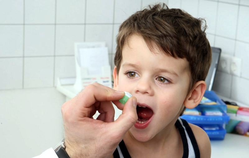 Dozele de medicamente pentru copii nu se 