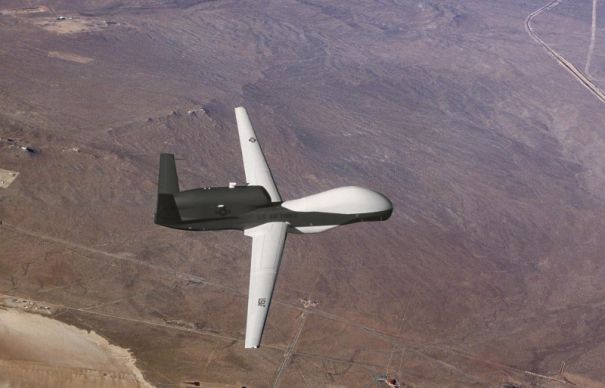 Cel puțin 11 morți într-un atac cu avion american fără pilot, în Pakistan - drona01-1405750205.jpg