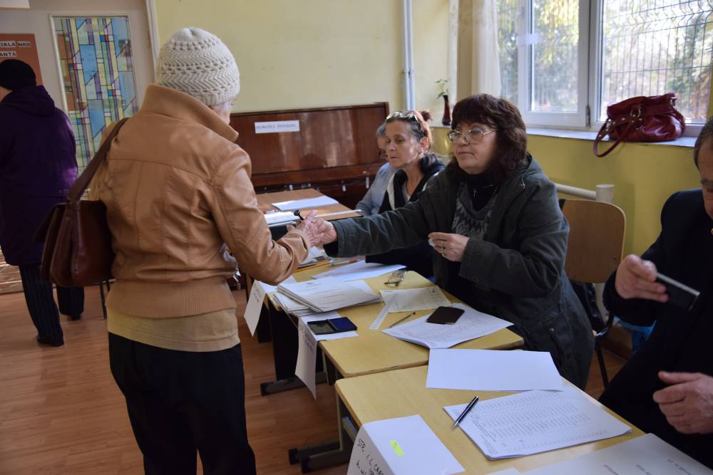 Alegeri parlamentare 2016 / Prezența la urne până la ora 19,00, la Constanța - dsc0920-1481443527.jpg