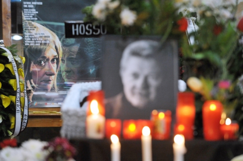 Actorul Emil Hossu a fost înmormântat la Cimitirul Bellu - dsc336415327500-1327763546.jpg