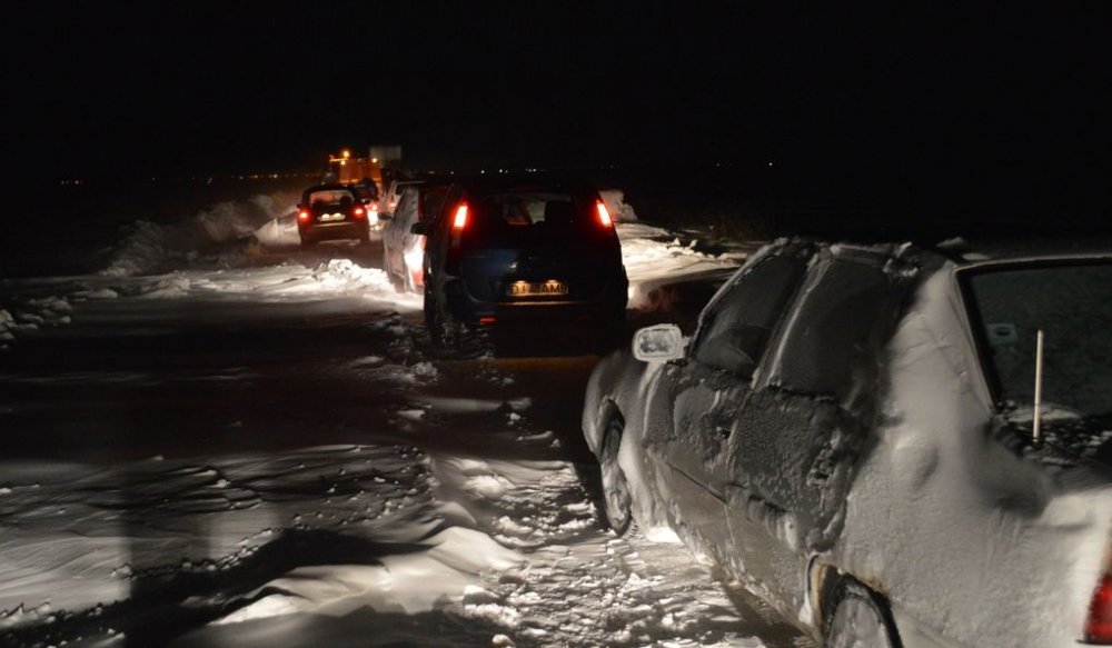 198 de maşini sunt în continuare blocate din cauza zăpezii în judeţul Constanţa - dsc4991-1611765297.jpg