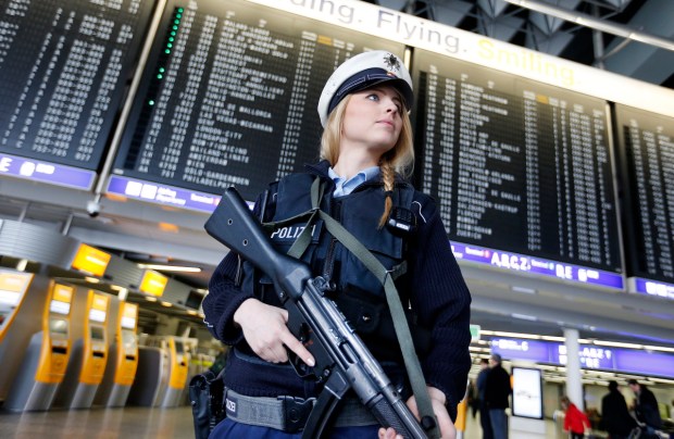 Val de alerte de securitate în Europa. Serviciile de informaţii europene avertizează că există risc major de atentate - e5sxsbysk5eswzb6u5lsyp6fzu-1697652060.jpg