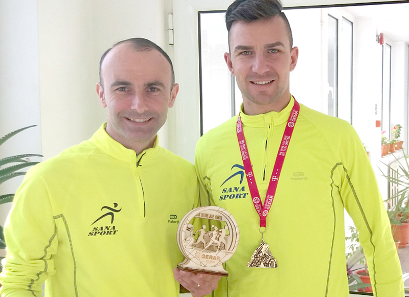 Echipa SanaSport, locul secund la Semi-maratonul Gerar de la București - echipa-1517417124.jpg