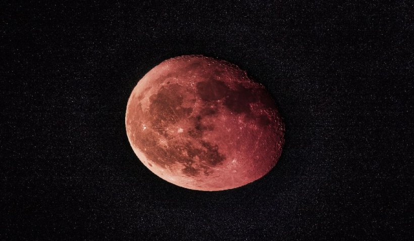 În luna noiembrie o să avem parte de cea mai lungă eclipsă de Lună a acestui secol - eclipsa-1636386050.jpg