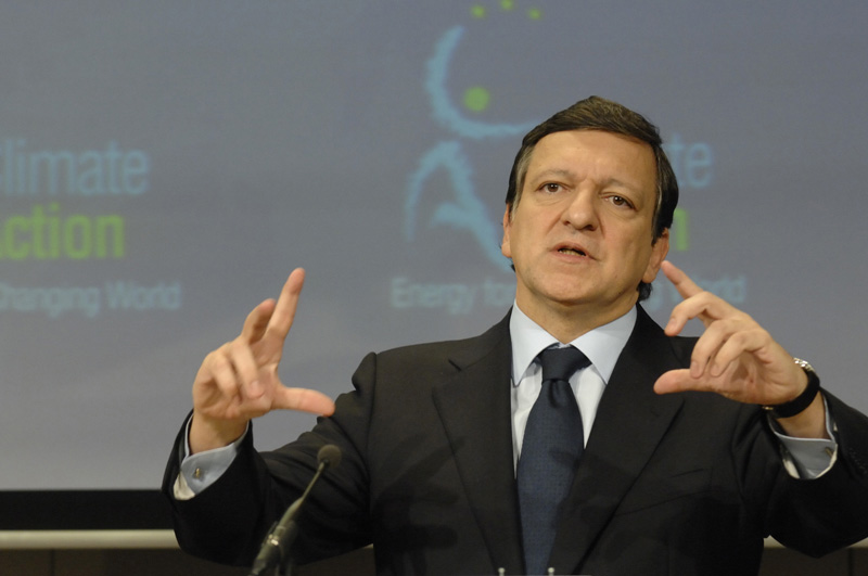Socialiștii europeni refuză să îl confirme pe Barroso în iulie - ed4c89fe9fd050f6449d9fd0e4eb6c8a.jpg
