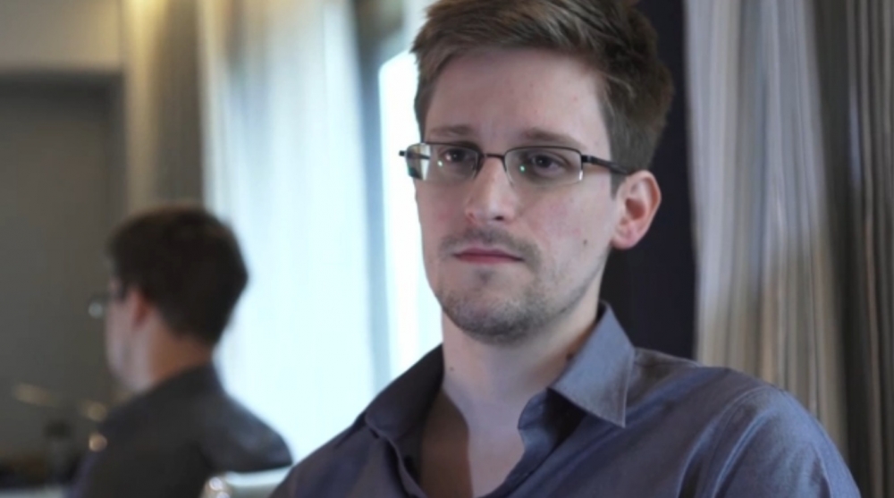 Edward Snowden a solicitat  azil politic  în 21 de țări - edwardsnowden-1372801164.jpg