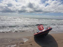 Intervenție pe plaja Belona din Eforie nord. Au fost solicitate echipajele de prim ajutor - eforienord-1660485091.jfif