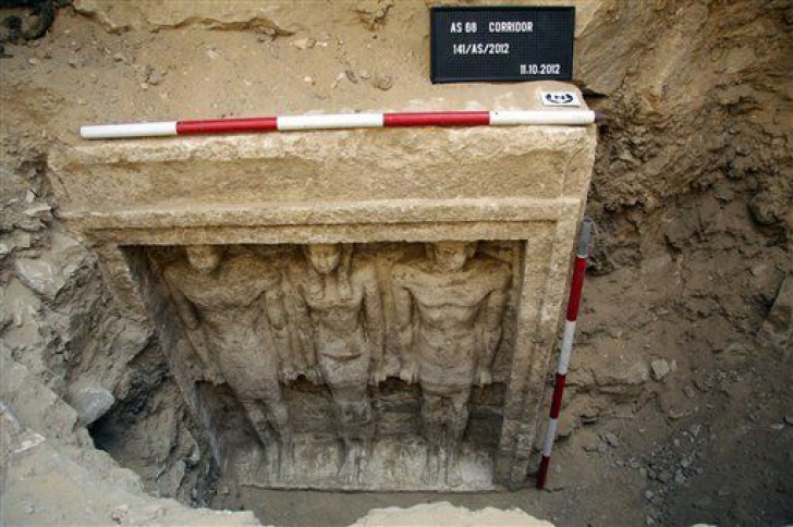 Mormântul unei prințese, vechi de 4.500 de ani, descoperit în Egipt! - egipt217872800-1351962104.jpg