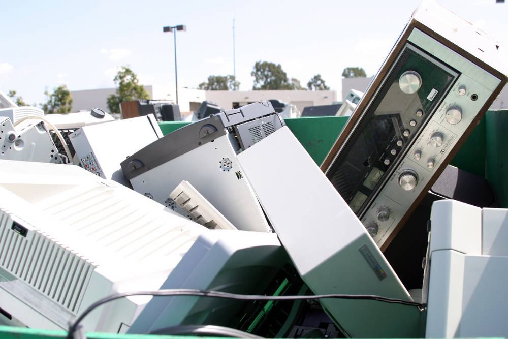 Tinerii din Patrula de reciclare RoRec au colectat 100 de tone de deșeuri electrice - electronicepewastec9fdfe0b871333-1366201242.jpg