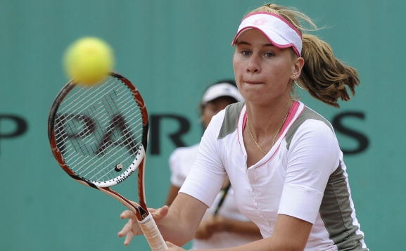 Elena Bogdan, învinsă fără drept de apel în optimile turneului WTA de la Acapulco - elenabogdan-1424939818.jpg