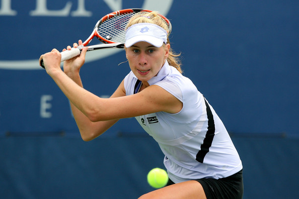 Tenis: Elena Bogdan, calificată în optimile turneului WTA de la Acapulco - elenabogdansursafanatikro-1424863818.jpg