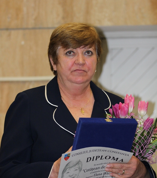 Elena Frîncu, cetățean de onoare al județului Constanța - elenafrancu131333657105-1333658312.jpg