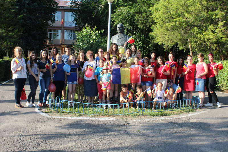 Dunărea a fost sărbătorită de elevii din Hârșova - eleviidinharsova-1467216998.jpg