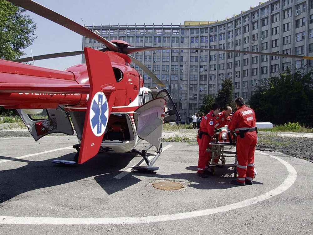 60 de vieți salvate cu ajutorul elicopterelor SMURD - elicopter-1372060024.jpg