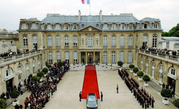 Transferul de putere Sarkozy - Hollande, fixat pentru 15 mai - elisse-1336426155.jpg
