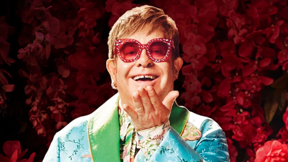 Elton John are Covid-19. Artistul și-a anulat două concerte din turneul mondial de adio - eltonjohn-1643202637.jpg