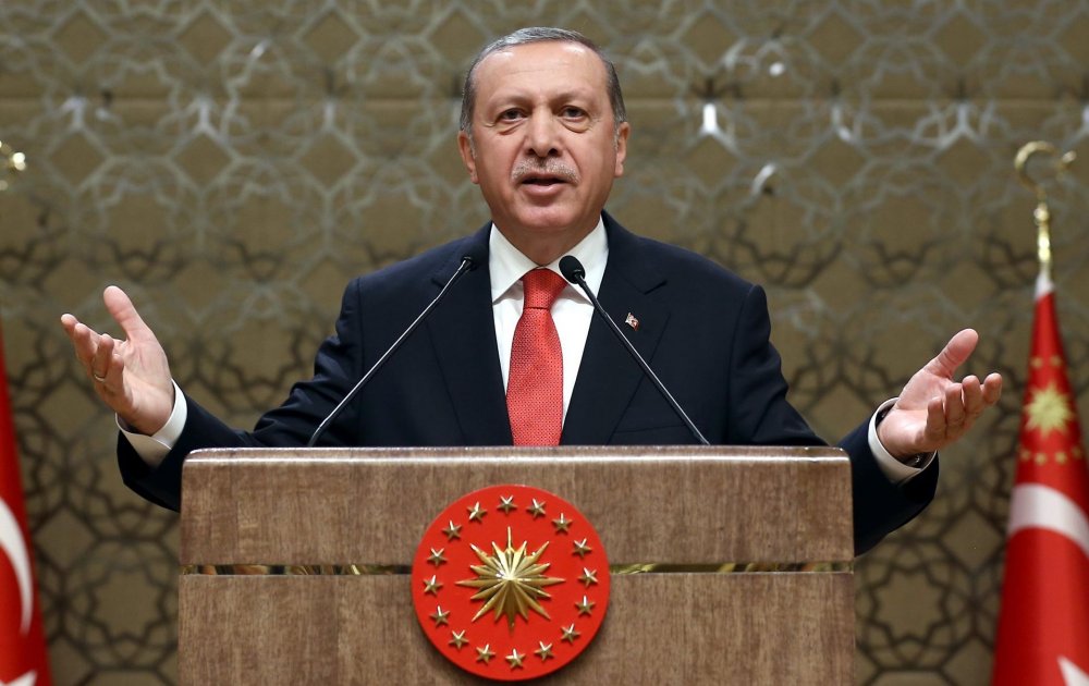 Erdogan a persiflat UE, îngrijorată de un posibil nou val de migranți dinspre Turcia - erdogan-1572032512.jpg