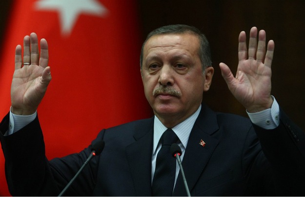 Bărbat înarmat, arestat în fața biroului lui Erdogan - erdogan5-1420133119.jpg