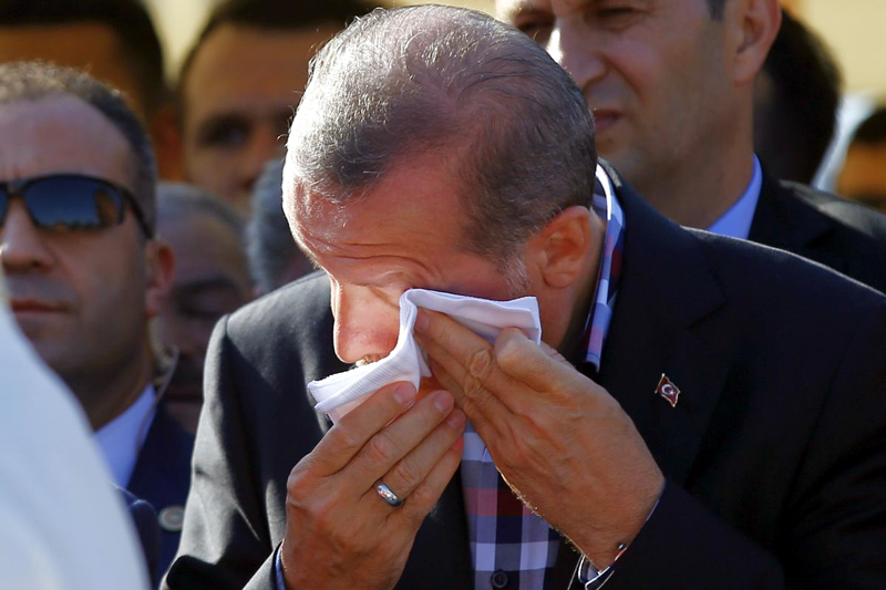 Tentativă de asasinare  a președintelui turc.  