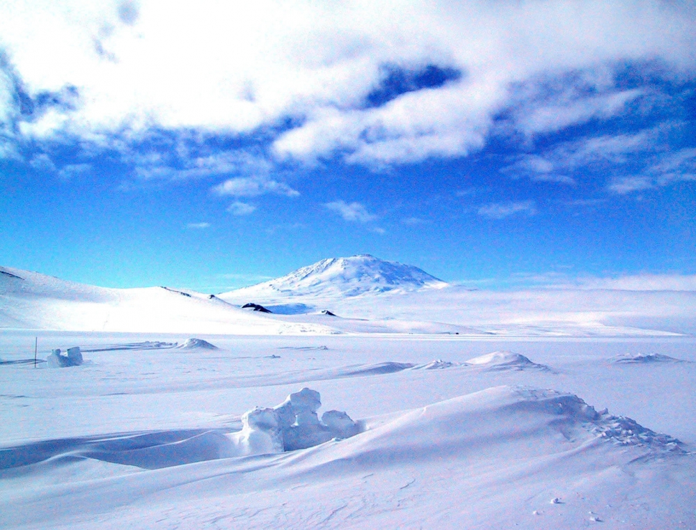 Oceanic Club Constanța, expediție în Antarctica - erebus-1350246881.jpg