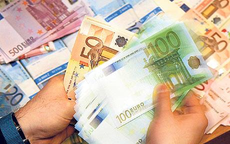 Ce rezerve valutare mai are România - euro-1346675804.jpg