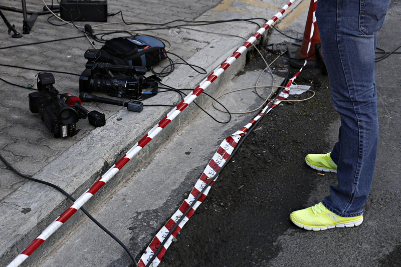 Explozie la o televiziune din Atena. Oficialii greci vorbesc despre 